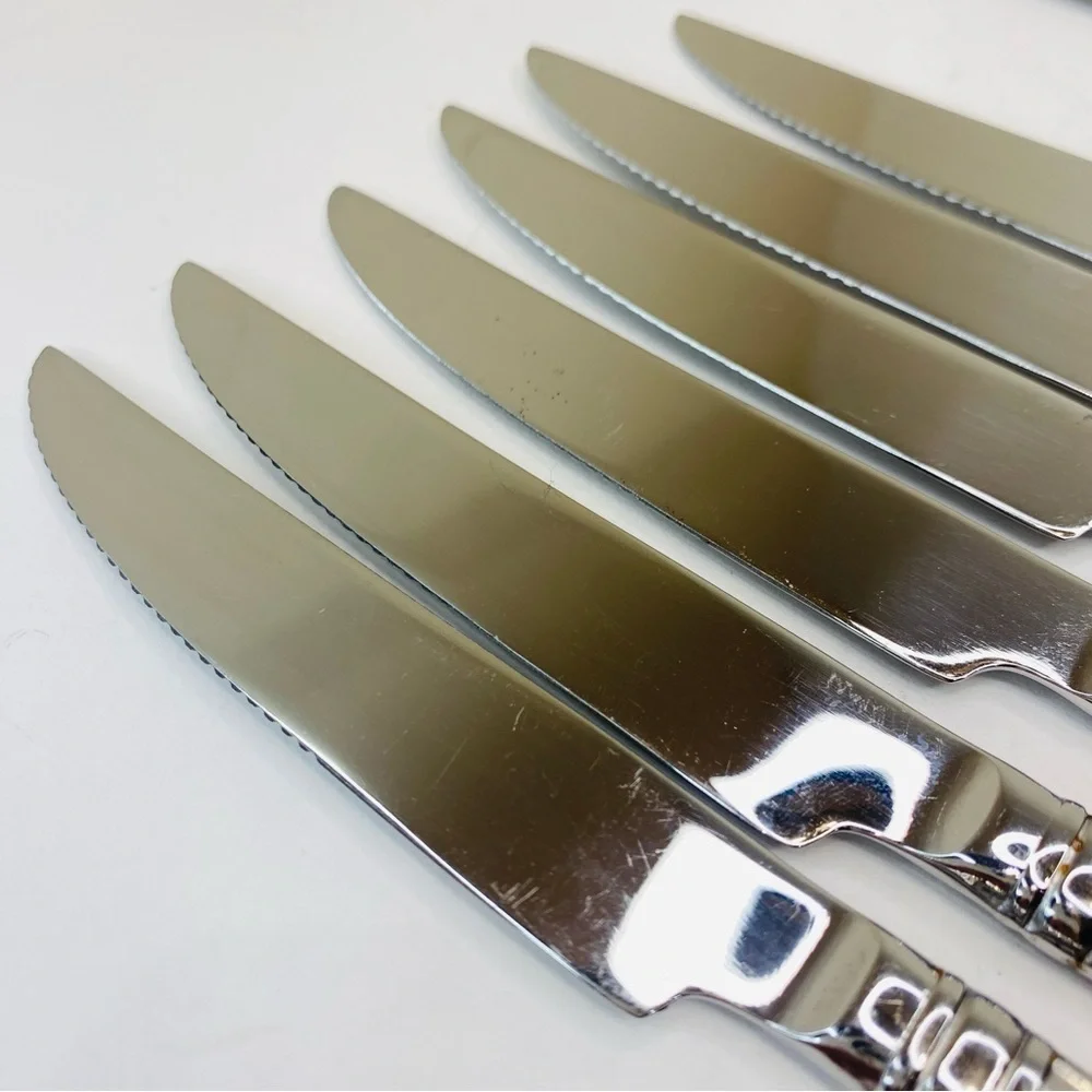 Reed & Barton Stainless Steel Celebration 4 Dinner Knives & 6 Steak Knives EUC